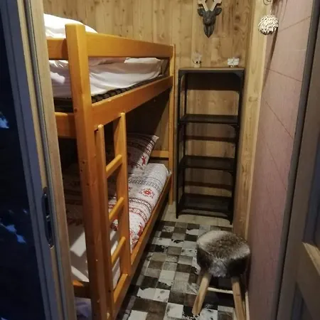 Apartment Station Les Deux Alpes, Le Refuge Du Diable, Front De Neige, 4/6 Personnes *